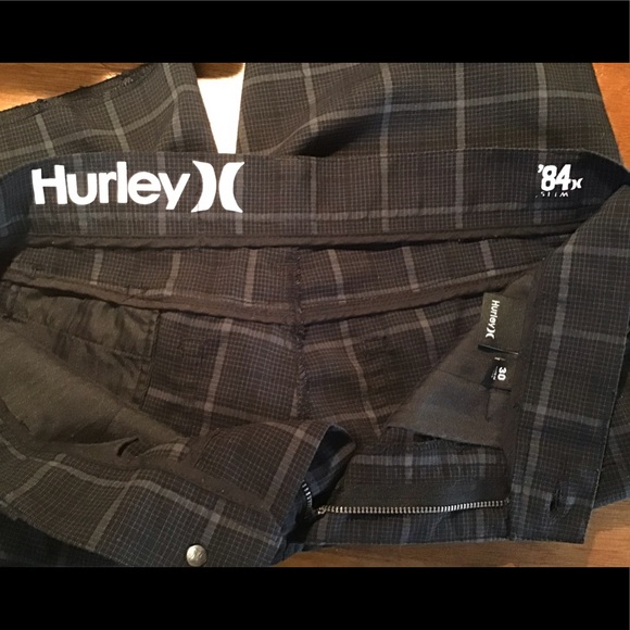 Hurley Raw Hem Shorts EUC - Picture 2 of 9